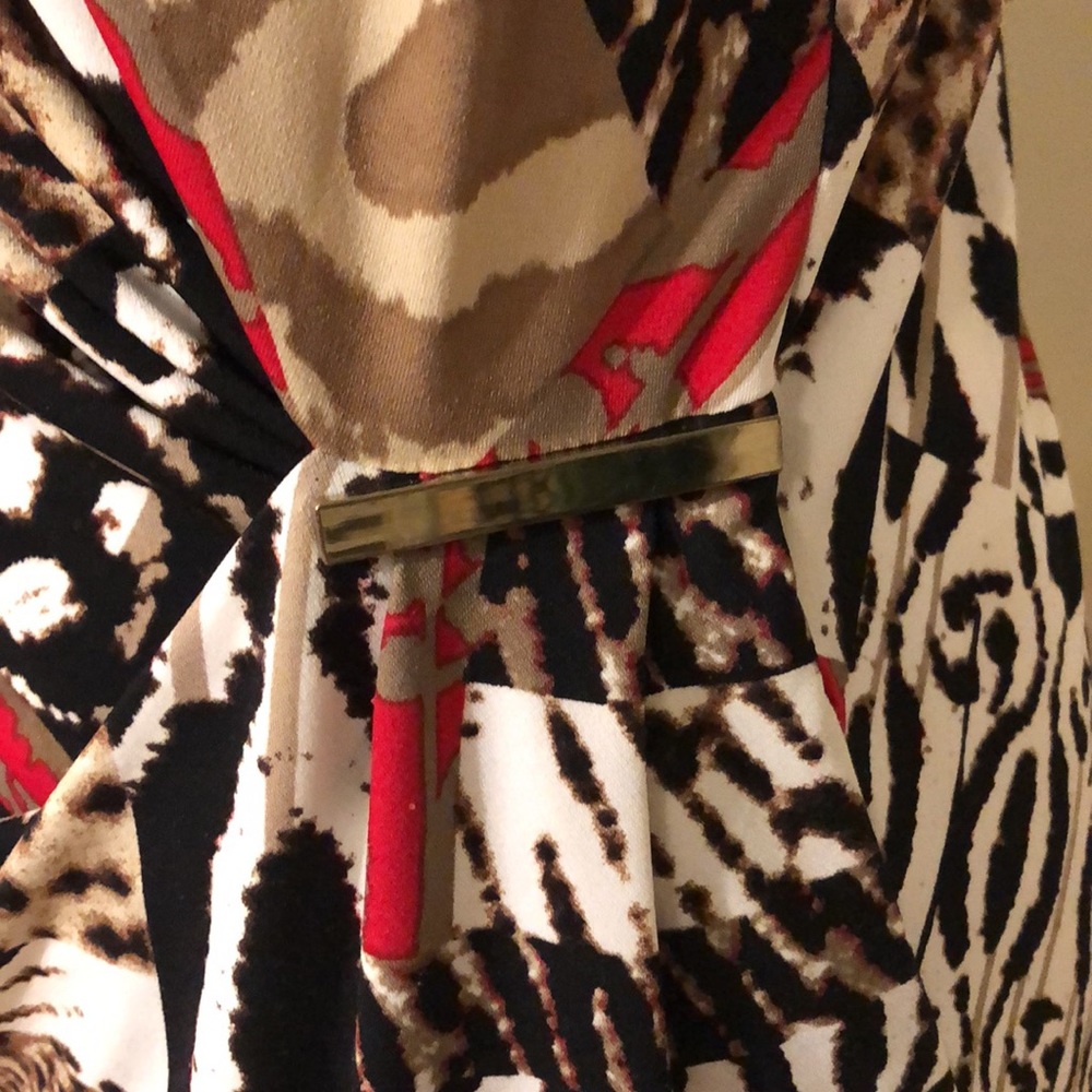 Calvin Klein Multi Patterned Top - Picture 3 of 6